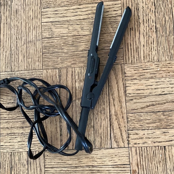 Conair Mini Flat Iron - Picture 1 of 1